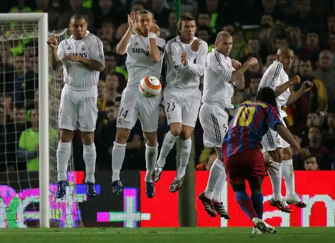 库里几乎做 库里几乎做