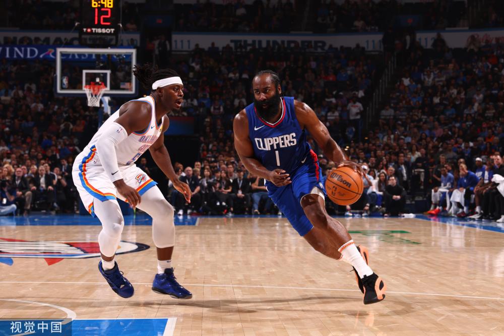 由于防守者 由于防守者